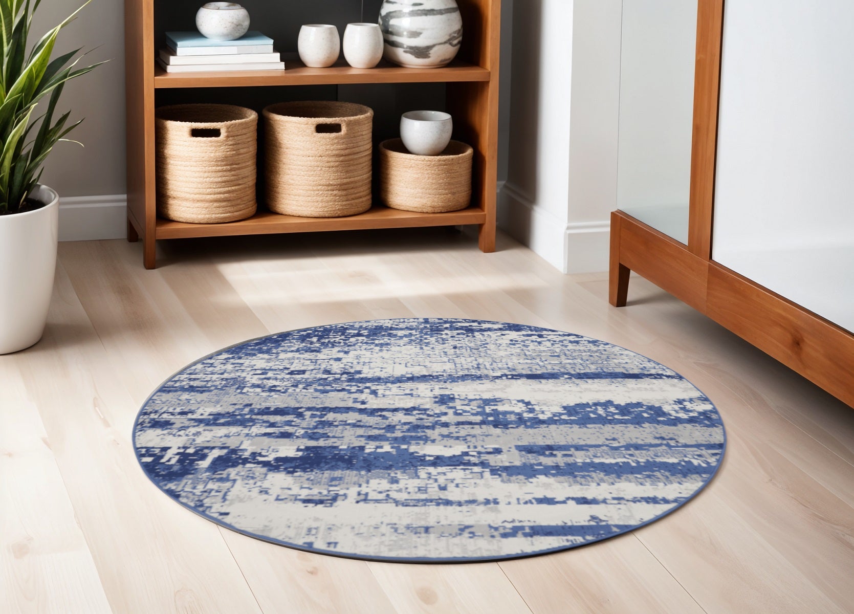 5' Ivory and Navy Blue Abstract Round Rug
