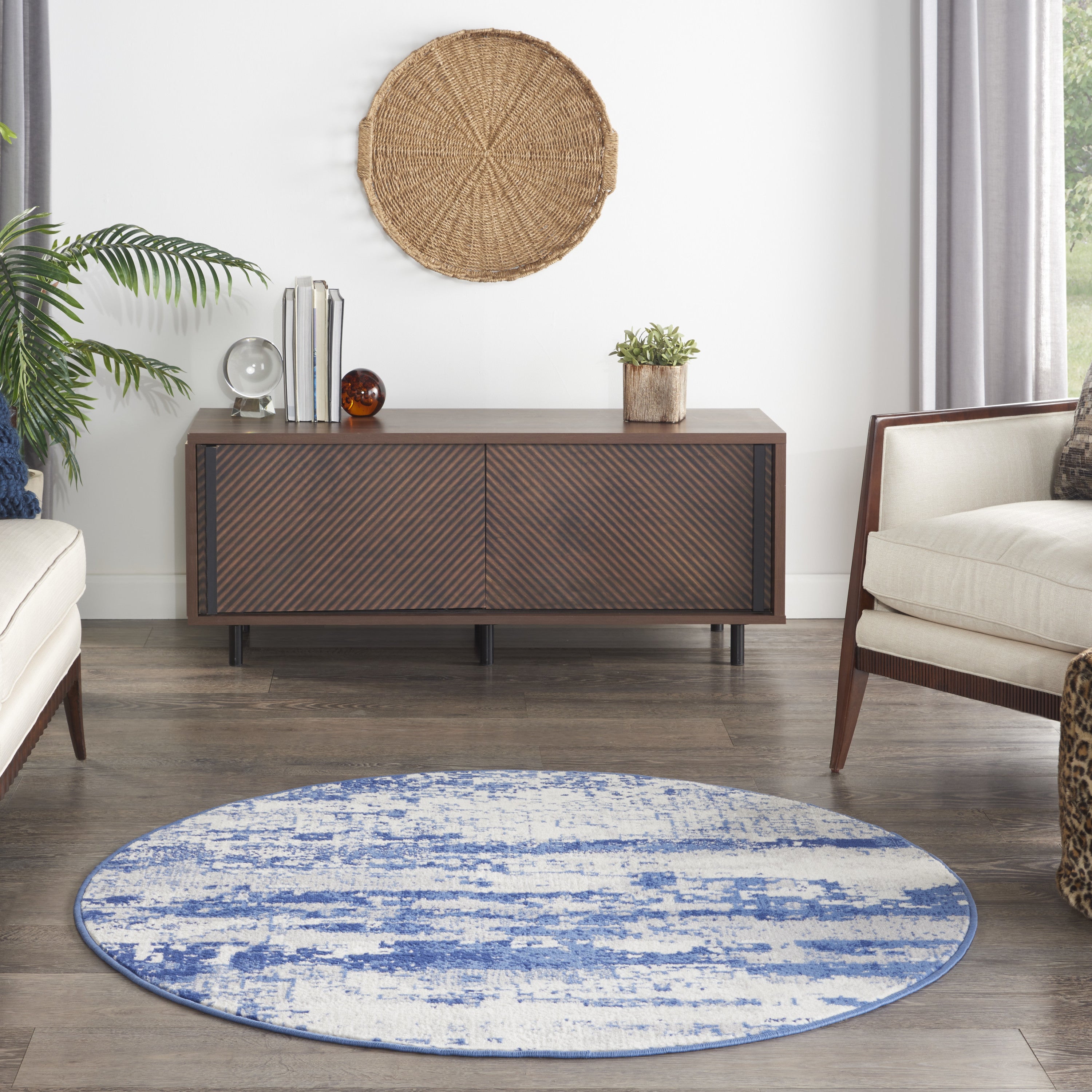 5' Ivory and Navy Blue Abstract Round Rug